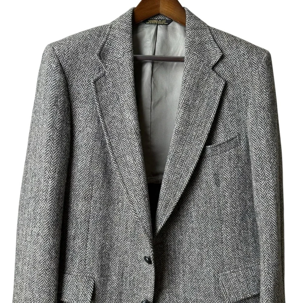 Vintage Adams Row Harris Tweed Size Large Herringbone Gray Wool Blazer
